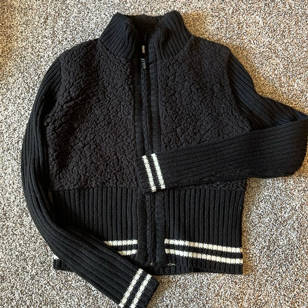 “Ten Sixty Sherman” super soft knit zip cardigan size s